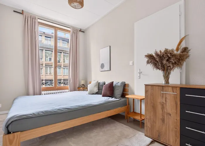 Bistro Walk Apartment